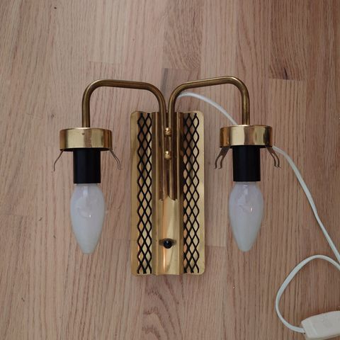 Fin klassisk retro vegglampe