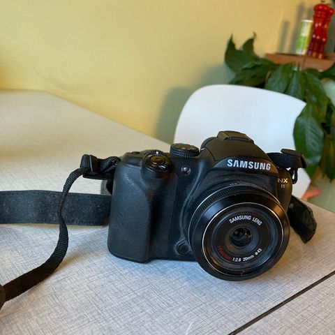 Samsung NX11