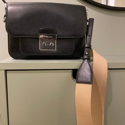 Crossbody veske fra Michael Kors