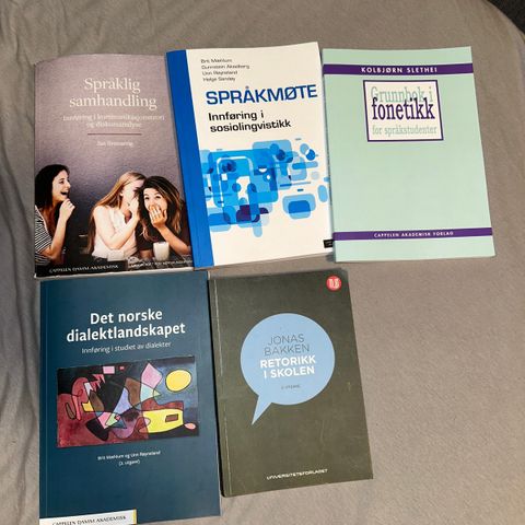 Pensumbøker, norsk årsstudium