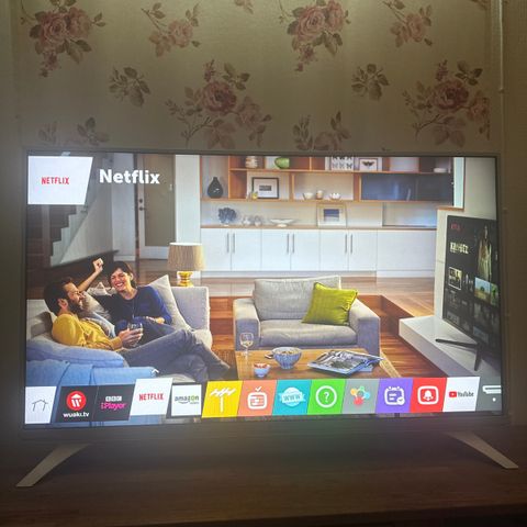 LG 43’’ SMART TV