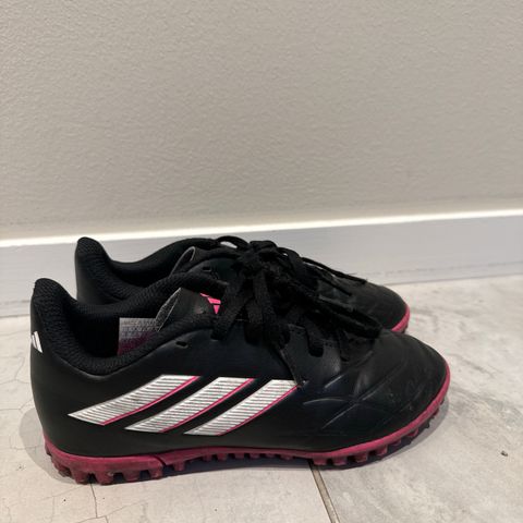 Adidas fotballsko cope pure