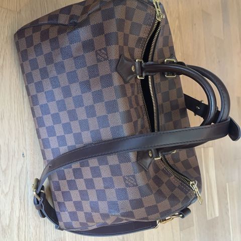 Louis Vuitton Speedy 30