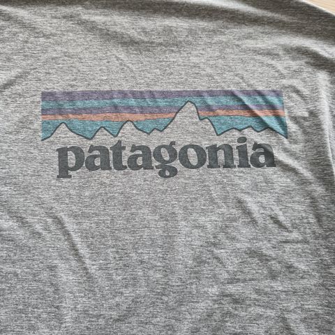 Patagonia T-skjorte L. Som NY