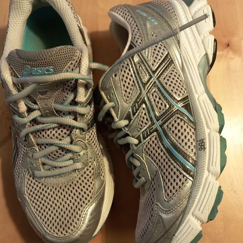 Asics Joggesko str 38