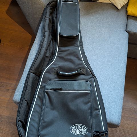 Gitar-bag til akustisk gitar