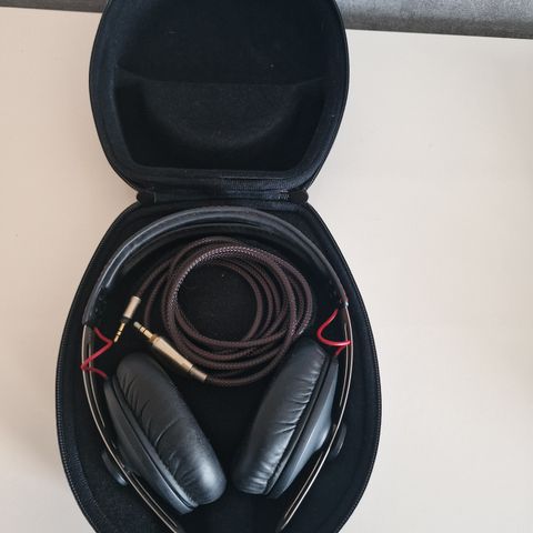 Sennheiser Monentum On ear hodetelefoner