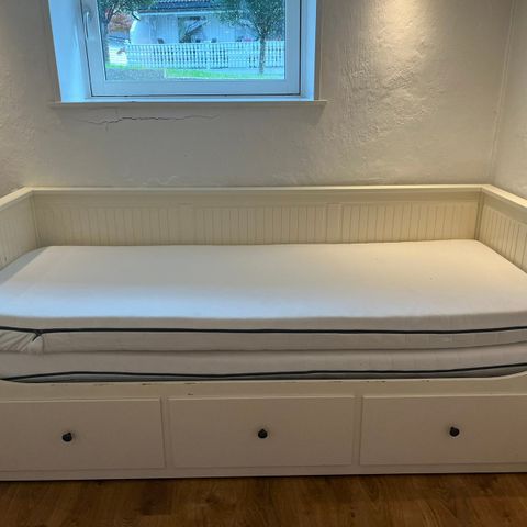 IKEA HEMNES dagseng