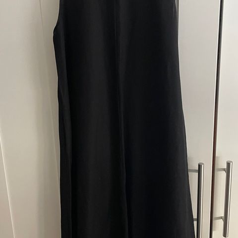 Zara svart maxi kjole M