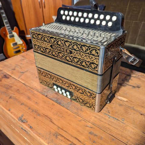 Hohner Vienna A/D torader