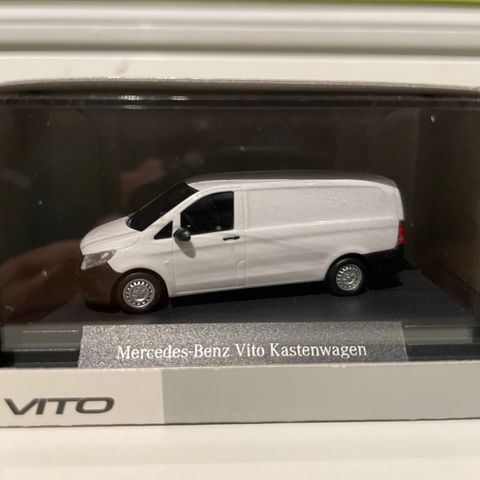 MERCEDES BENZ VITO W447 1:87 HERPA