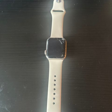 Apple Watch SE