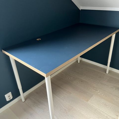 Linnmon Ikea skrivebord/pult