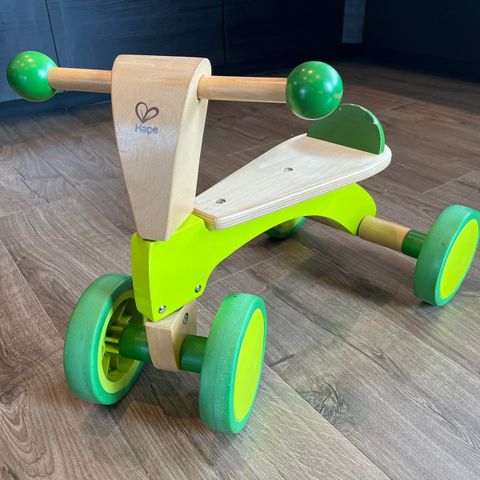 Hape Balansesykkel - scooter i tre - Trehjulsykkel