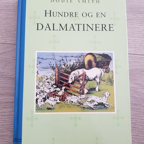 Bok; Dodie Smith; Hundre og en dalmatinere