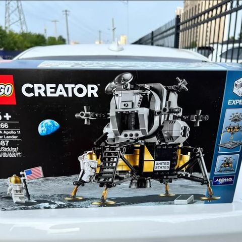 Lego 10266 - Creator Expert - NASA Apollo 11 landingsunderstell