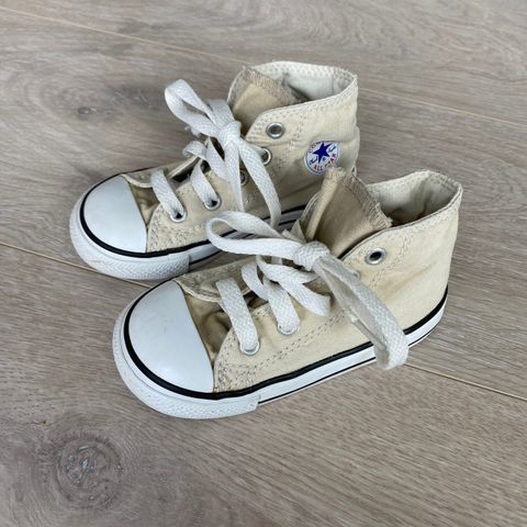 Converse sko str. 23