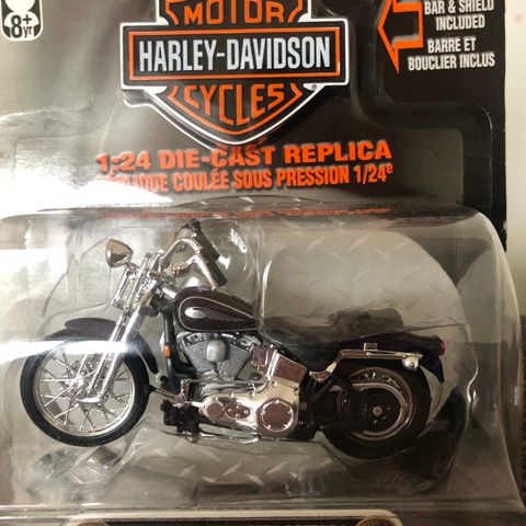 Harley Davidson 1:24 2001 FXSTS Springer Softail Model Replica Maisto