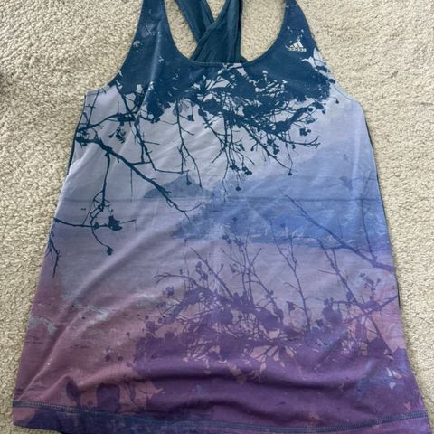 Adidas top XS singlet