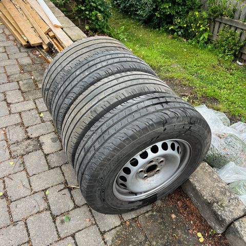 SETT MED 4 HJUL 205/75R16C  ET60 VW T5/T6