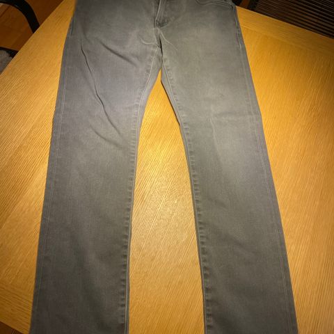 Banana Republic Rhe Traveler Jeans Str. 32/32 Slim Grå