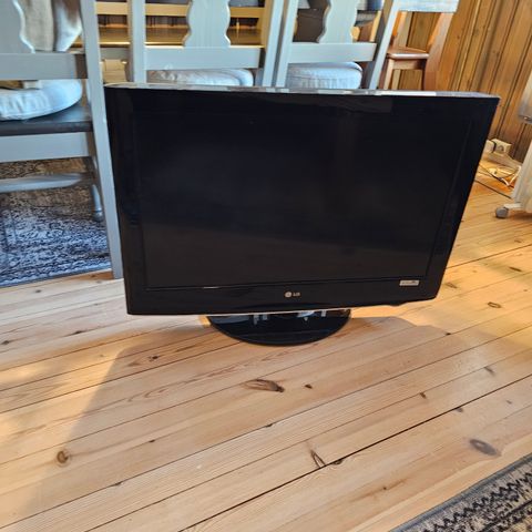 32" LG tv