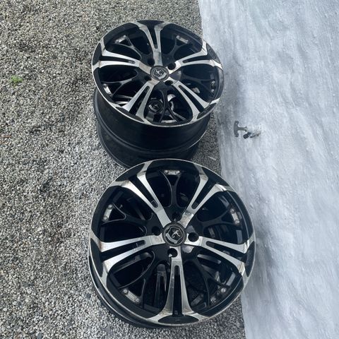 Felg R17 4x100