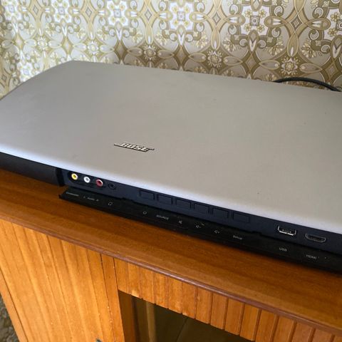 Bose Stereo / Hjemmekino / sub og 4 høytalere