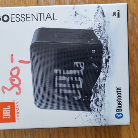 Jbl go essentials