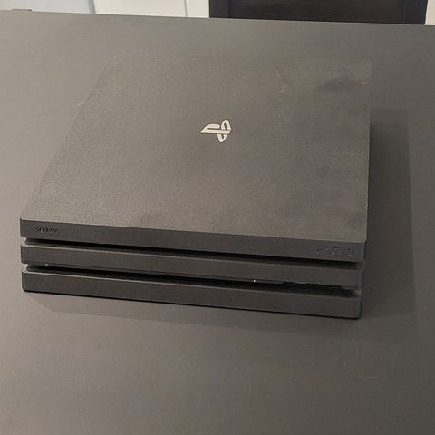 Playstation 4 Pro 1TB