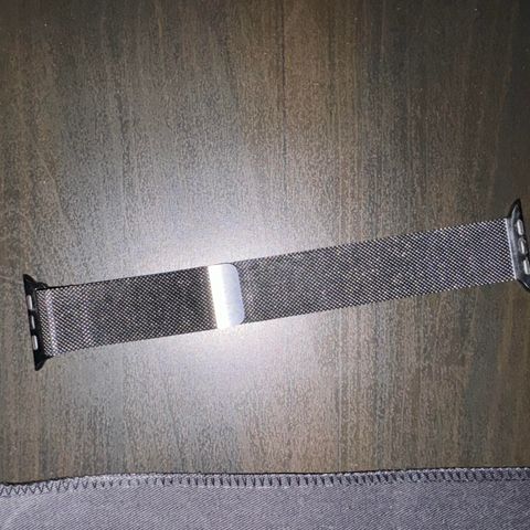 Apple Watch 44mm svart/grafitt Milanese Loop-klokkerem