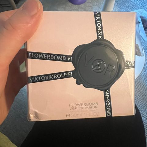 Uåpnet Viktor&Rolf Flowerbomb 30ml