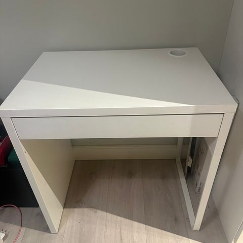 Micke Ikea skrivebord