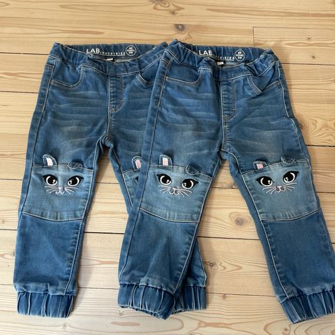 Fine myke jeans med kattekne- Lab industries strl 92