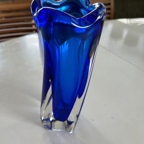 Magnor kunstglassvase