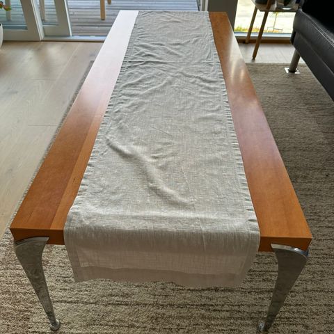 Solid sofa table in metal legs