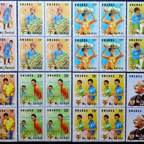 Rwanda 1982 MNH religion natur barn hele 4 sett i kvartblokker, verdi kr. 270,-