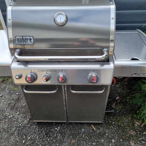 Weber Genesis E-330 Spesial Edition