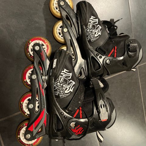 Rollerblades justerbare str 32-35