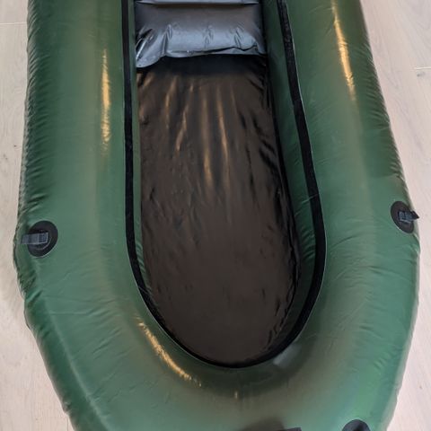 RESERVERT! Kipara 210 cm 1,9 kg packraft m/årer & pute