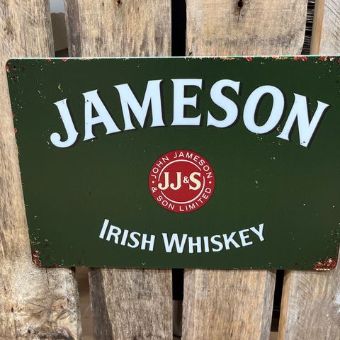 JAMESON Irish Whiskey Skilt I Tynnmetall 20X30 cm. Bar, Man Cave, Dekor