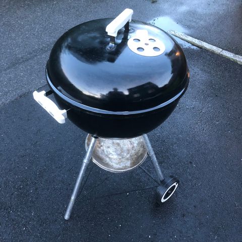 Weber kullgrill 47 cm med nyere rist med hengsler