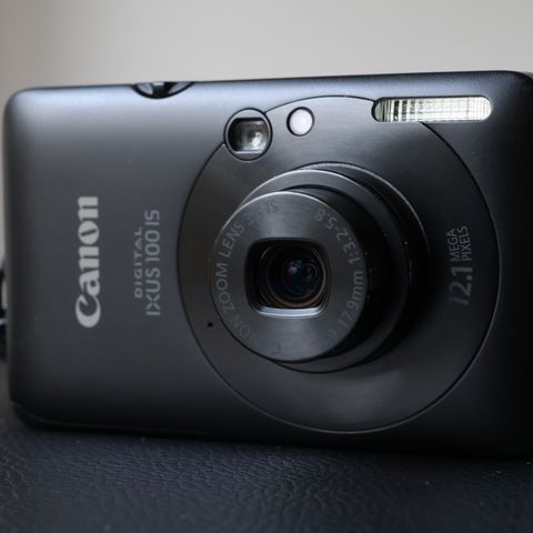 Canon IXUS 100 IS 12 megapiksler Digitalkamera