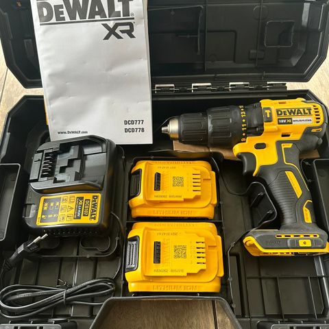 Dewalt drill 18v xr børsteløs med 2x2,0ah batteri og lader