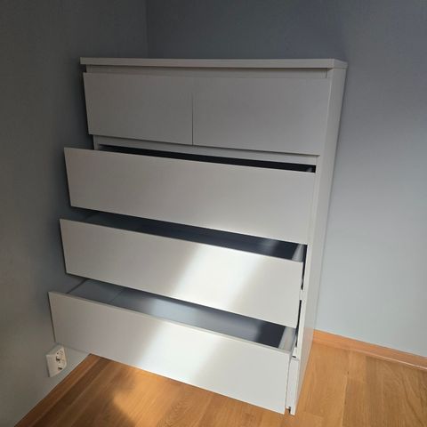 Malm kommode