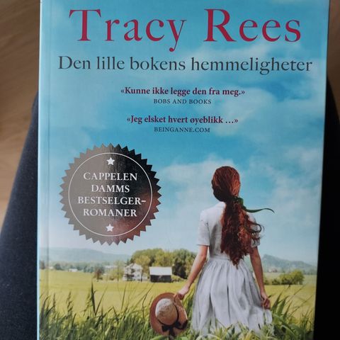 Tracy Rees - Den lille bokens hemmeligheter