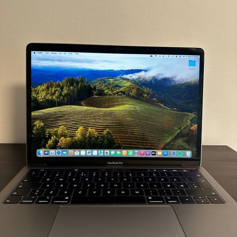 MacBook Pro 13 Tommer m Touchbar 2018