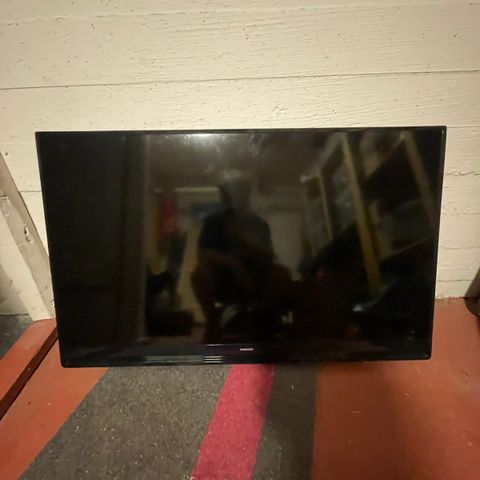 40" Samusung tv (UE40k5105AK)