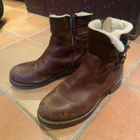 Vintersko / Boots str. 39