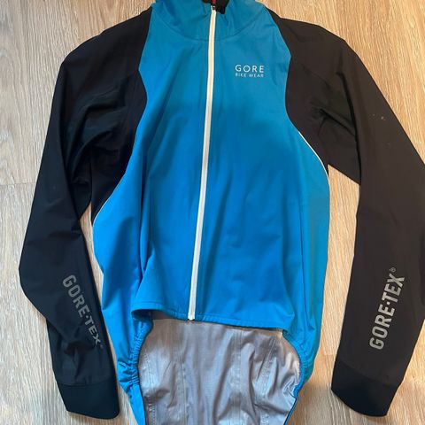 Gore Tex Sykkel jakke str L